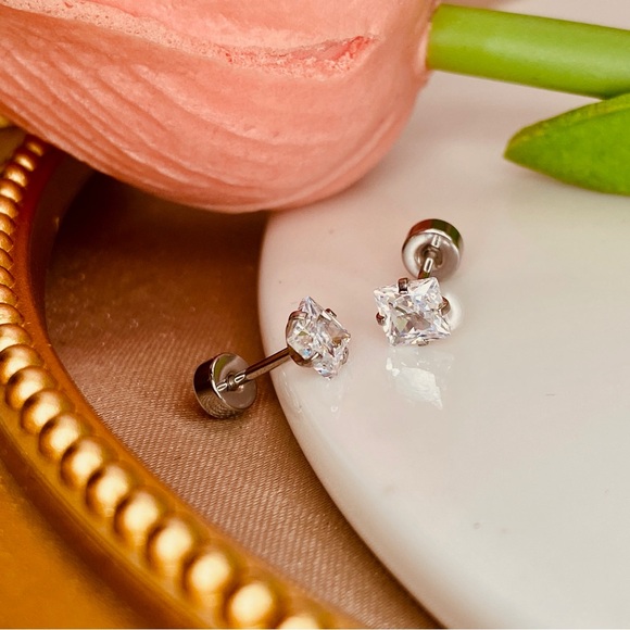Cute Square Diamond CZ Cartilage Screw Flat Back Stud Earrings - Picture 2 of 4